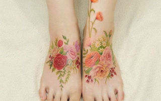 Flirty Floral Tattoo by a tattooist from Korea