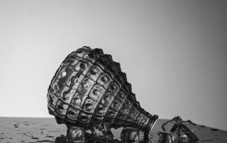 How to wear perfume subtly