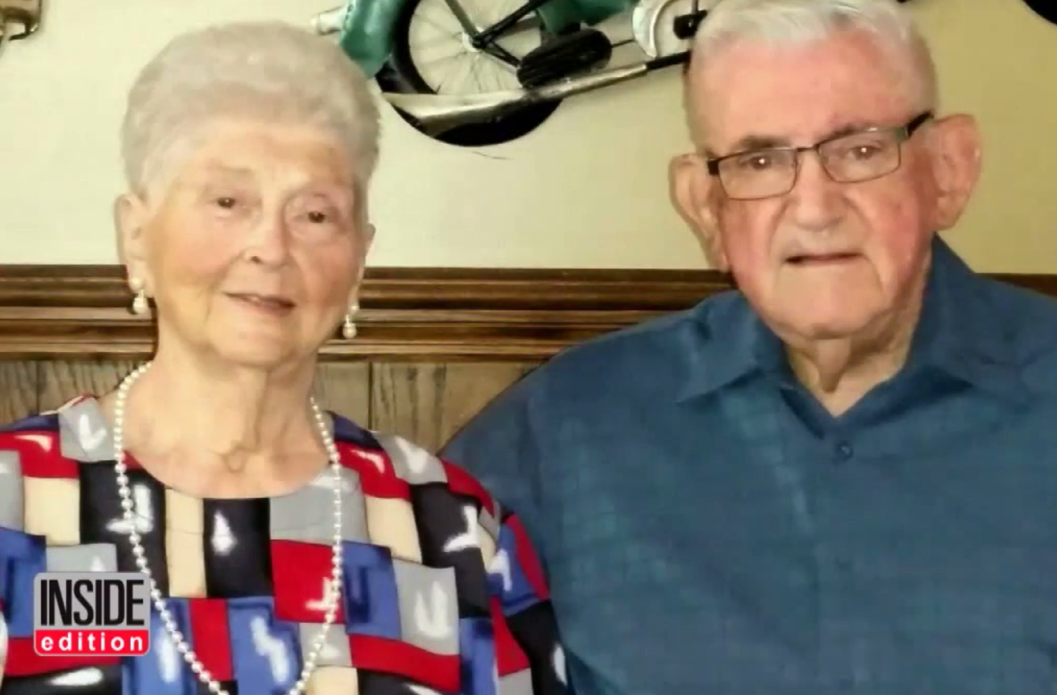 Couple Married for 59 Years Die Holding Hands Hours Apart