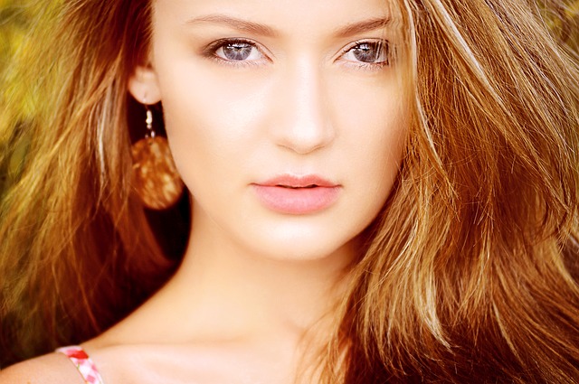 How TO Lighten Dark Lips To Get A Beautiful Pink Color