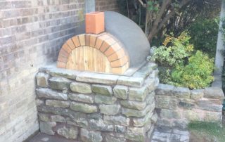 DIY Outdoor Brick Pizza Oven